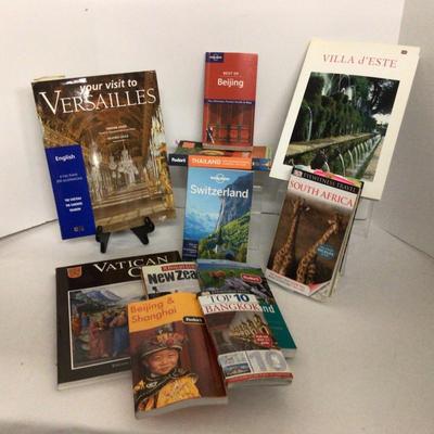 1087 Assorted Travel Guides & Reference Books Asia New Zealand Vatican