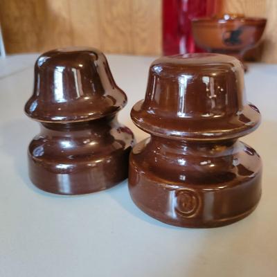Vintage Glass & Ceramic Insulators & Two Red Indicator Globes (O-DW)