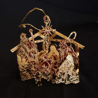 19 Danbury Mint Gold Ornaments (GR-KD)