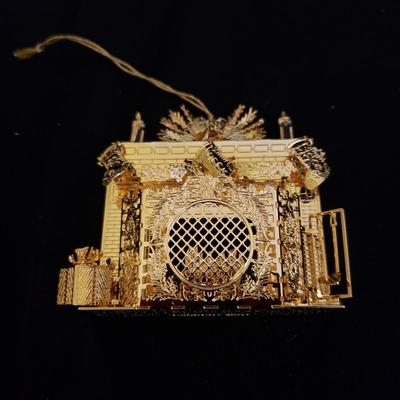 19 Danbury Mint Gold Ornaments (GR-KD)