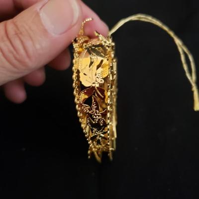 19 Danbury Mint Gold Ornaments (GR-KD)