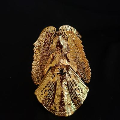 19 Danbury Mint Gold Ornaments (GR-KD)