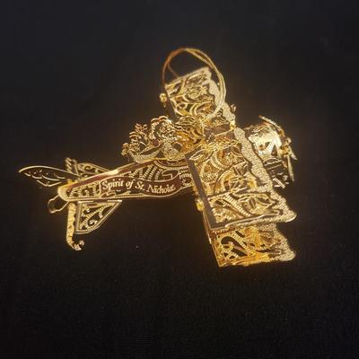 19 Danbury Mint Gold Ornaments (GR-KD)