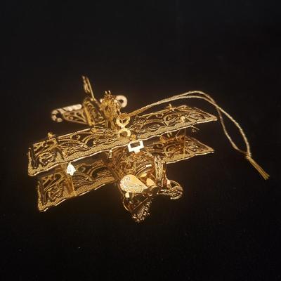 19 Danbury Mint Gold Ornaments (GR-KD)