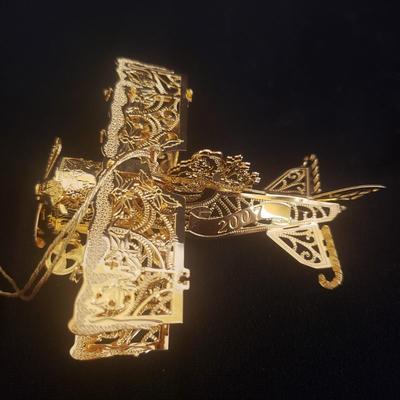 19 Danbury Mint Gold Ornaments (GR-KD)