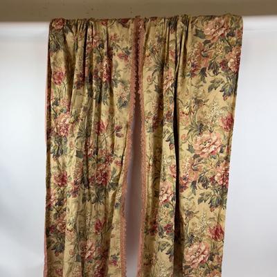 1089 Pair of Floral English Panels Lined