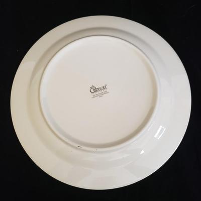 Gibson Housewares Vintage Christmas Charm China (GR-KD)