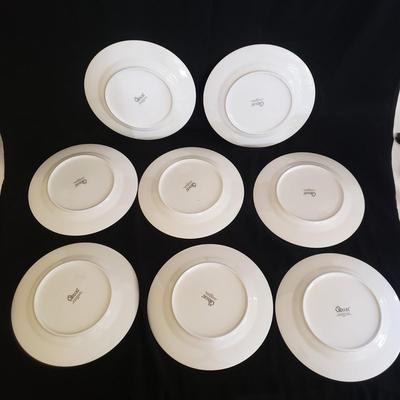 Gibson Housewares Vintage Christmas Charm China (GR-KD)