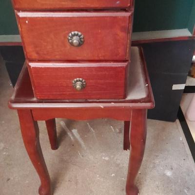Jewelry chest