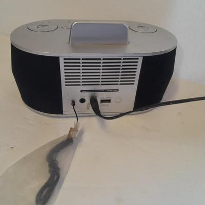 Working i home IDN38 Docking Station Speaker Clock Radio iPhone iPad iPod AUX NO remote