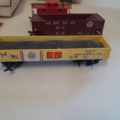 Model Train cars and accessories