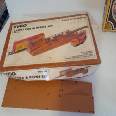 Model Train cars and accessories