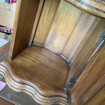 Baroque Style End Table