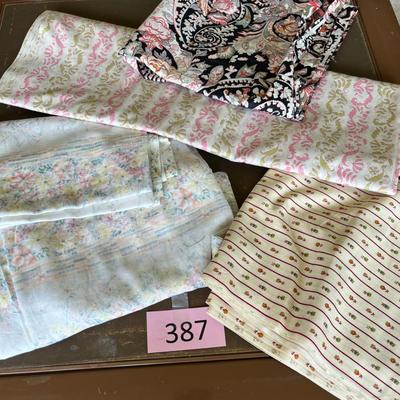 Table Cloth lot