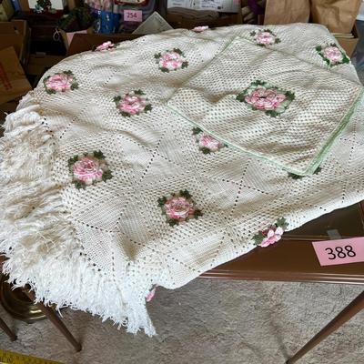 Gorgeous Crochet Table cloth!