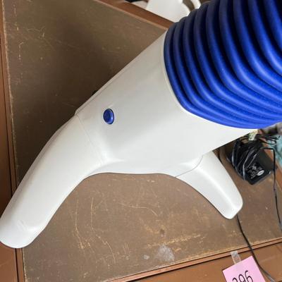 Leg massager