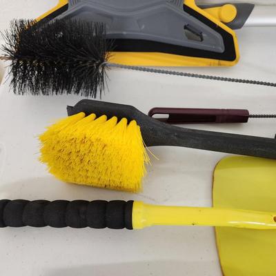 Table Lot Household Items Broom , Brushes, Dust pan , Snow Rake Dryer Lint Brushes