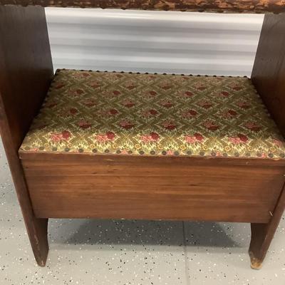 Old Tavern Table Seat with storage Wood and Fabric cover Table 31