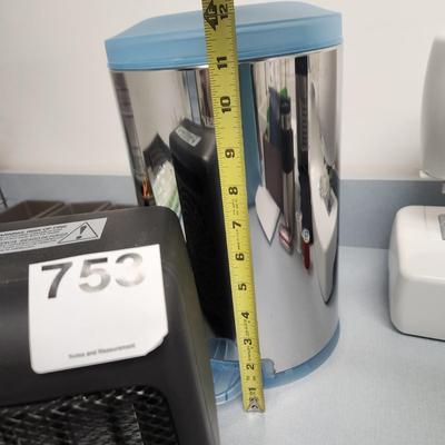 Household lot H-7000 Heater , Simplehuman Waste can, Fiskars scissors ,