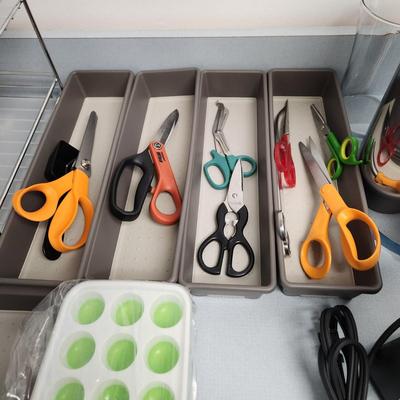 Household lot H-7000 Heater , Simplehuman Waste can, Fiskars scissors ,