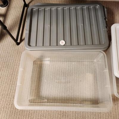 Lot of 21 Plastic Storage Containers with lids 6 different Sizes