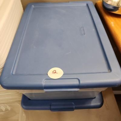 Lot of 21 Plastic Storage Containers with lids 6 different Sizes