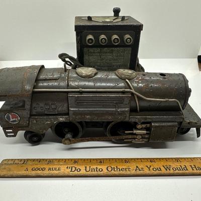 Pre-War Lionel Lines No. 258 Steam Locomotive w/ Cars & Track (See Description)