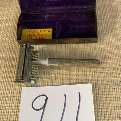 Vintage Valet Razor