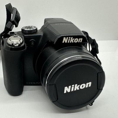 Nikon Coolpix P90 12.1 MP 24x / 4x 3.0" LCD Digital Camera w/Charger
