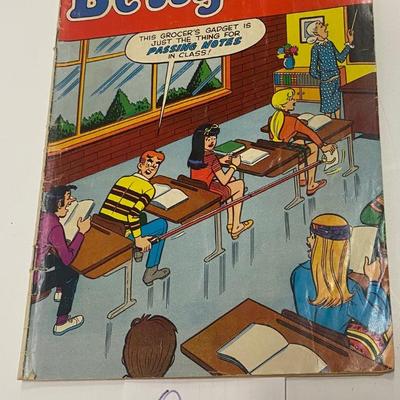 Vintage Betty and Veronica Magazine