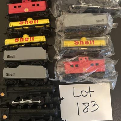 Vintage HO Scale Shell Oil Company Train - 1 Complete Unopened, 2 Opened Missing Parts