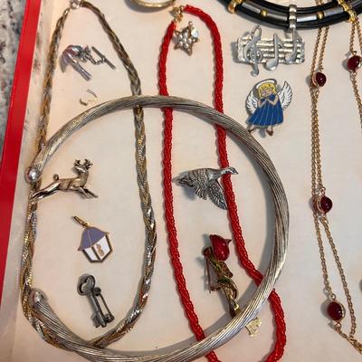 Vintage Costume Jewelry Lot