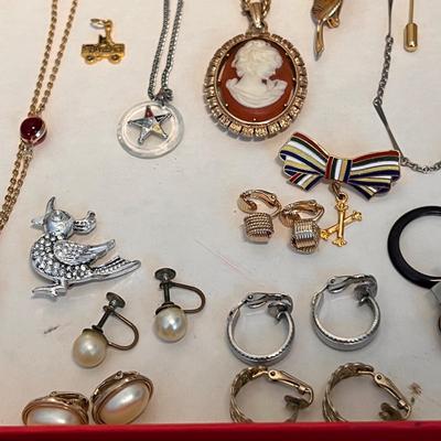 Vintage Costume Jewelry Lot