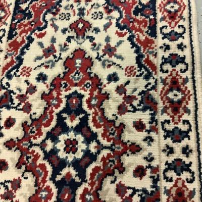 Kirman Lambswool rug 100% Olefin 20