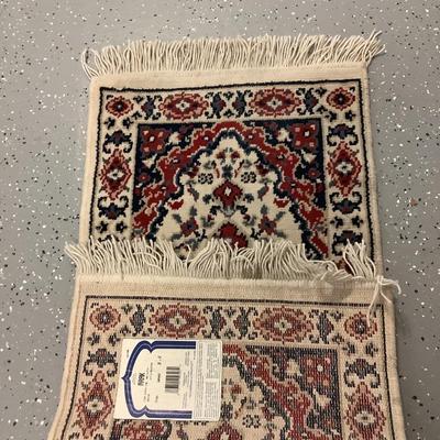 Kirman Lambswool rug 100% Olefin 20