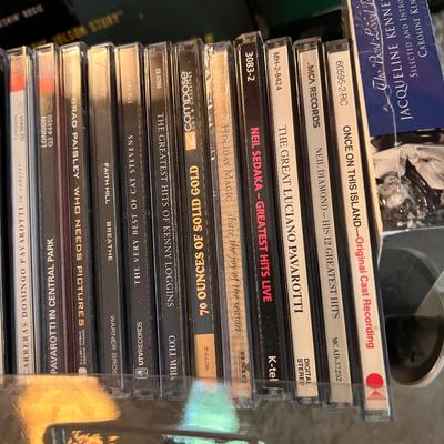 Lot Vintage Records LPs & CDs