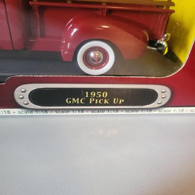 Chevy and GMC Die Cast Trucks (M-DW)