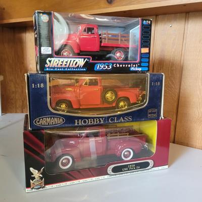 Chevy and GMC Die Cast Trucks (M-DW)