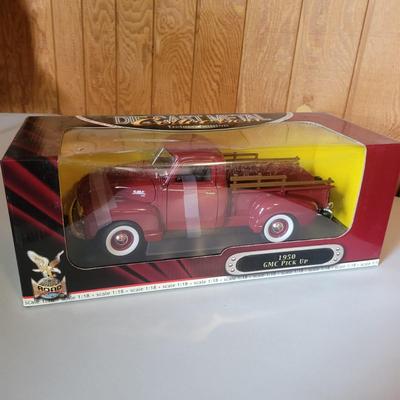 Chevy and GMC Die Cast Trucks (M-DW)