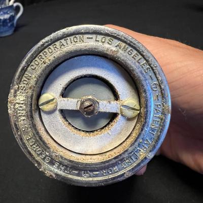 Blue Willow China & More (M-RG)