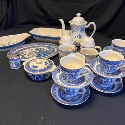 Blue Willow China & More (M-RG)