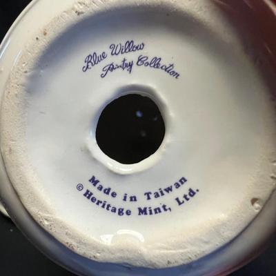 Blue Willow China & More (M-RG)