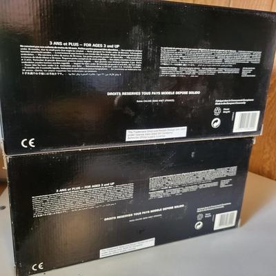 Die Cast Ford and Chevy Trucks (M-DW)