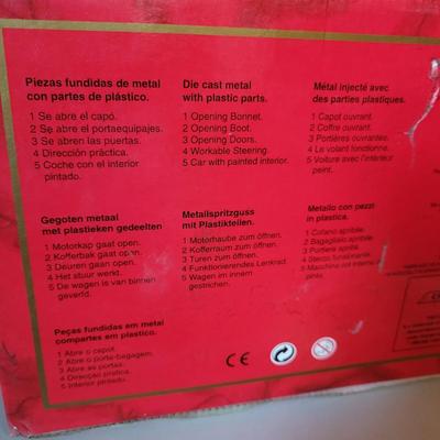 Die Cast Ford and Chevy Trucks (M-DW)