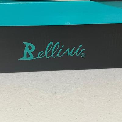 BELLINI ~ 10M ~ Black Velvet Womens Flats ~New