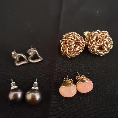 Gold Hoop Earrings and Fashion Post Earrings (GR-KD)