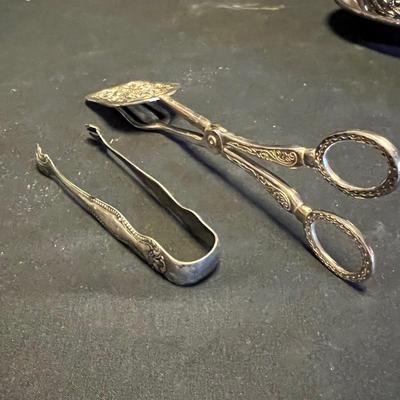 Silver Tea Urn & More Fine Dining Tableware (M-RG)