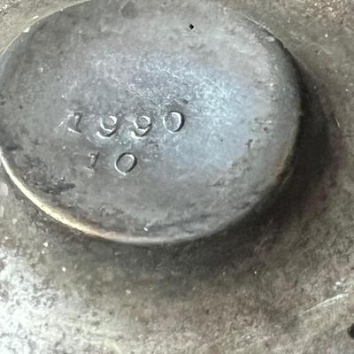 Silver Tea Urn & More Fine Dining Tableware (M-RG)