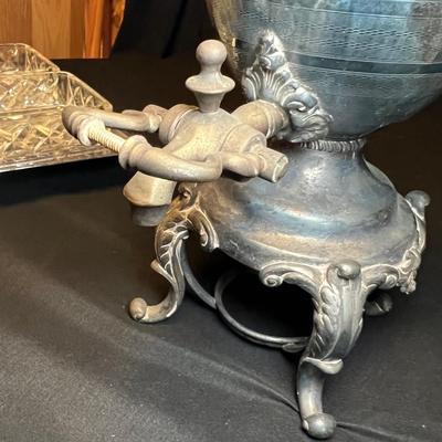 Silver Tea Urn & More Fine Dining Tableware (M-RG)