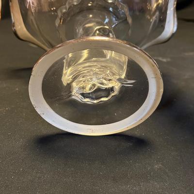 Silver Tea Urn & More Fine Dining Tableware (M-RG)